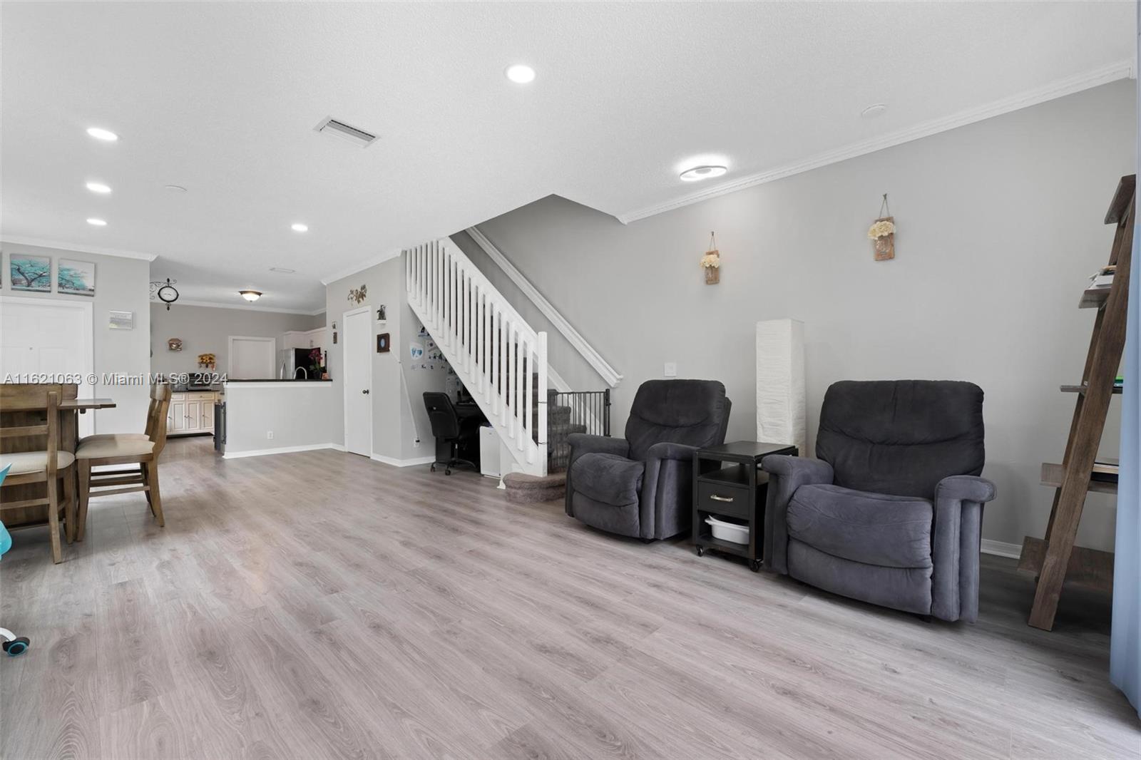 3946 San Simeon Ln # 3946