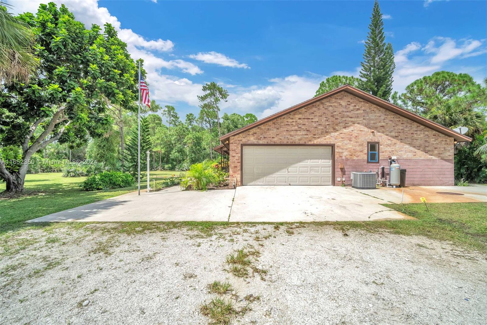 13286 Sand Ridge Rd