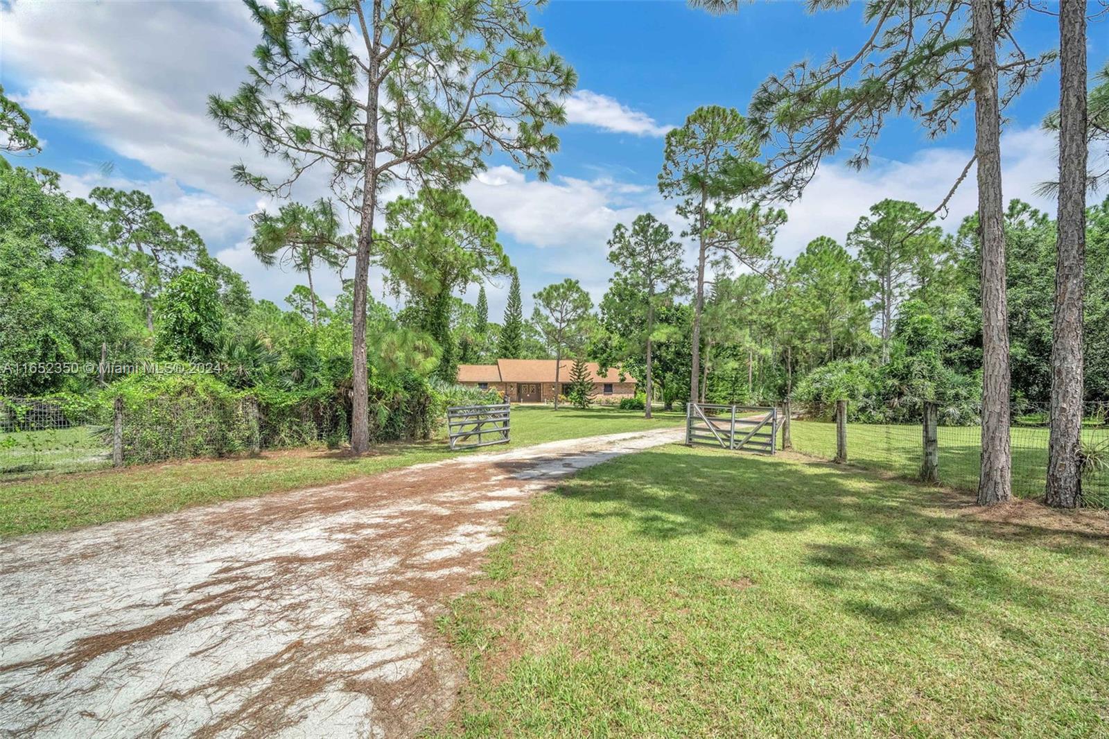 13286 Sand Ridge Rd