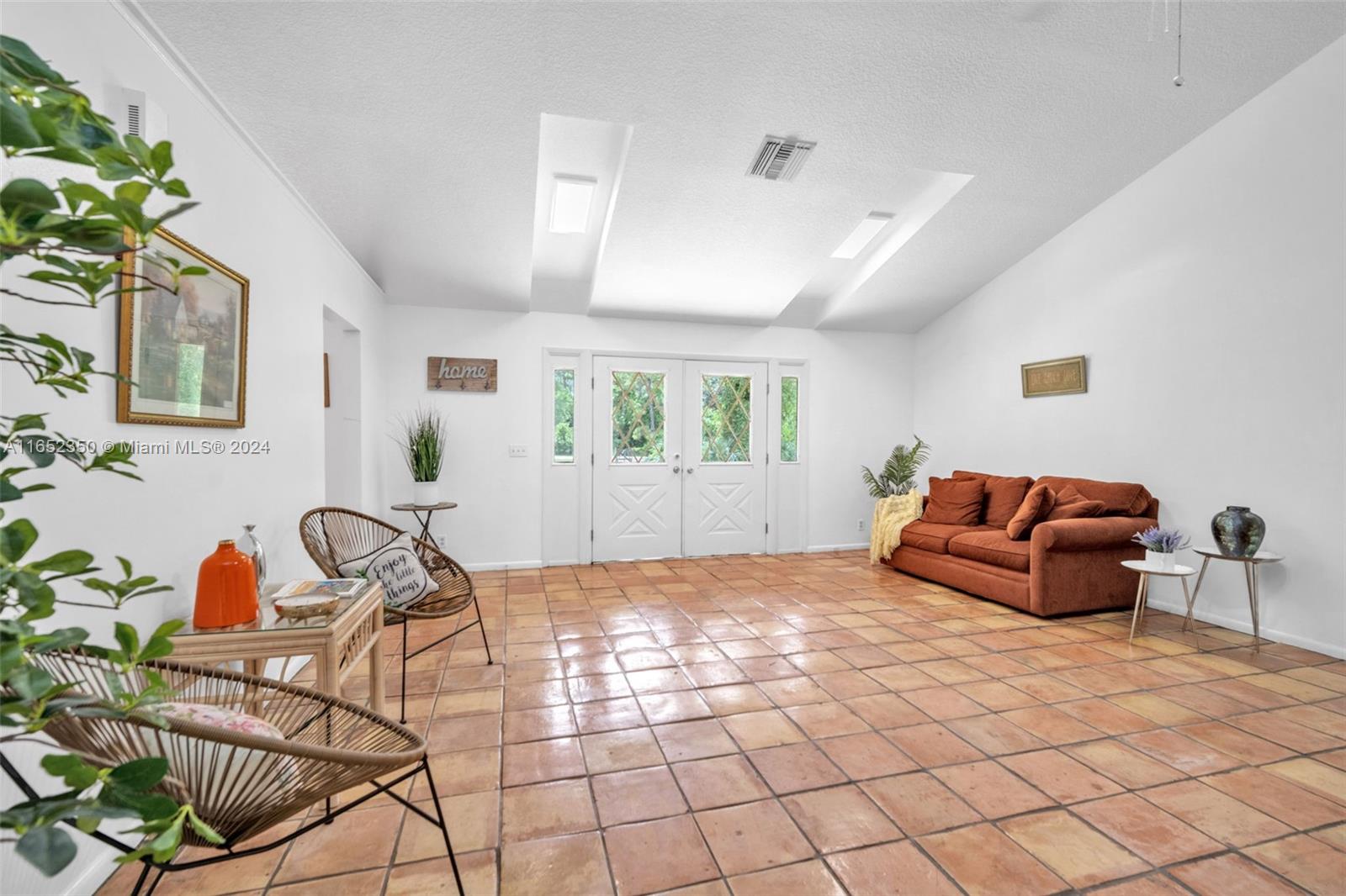 13286 Sand Ridge Rd