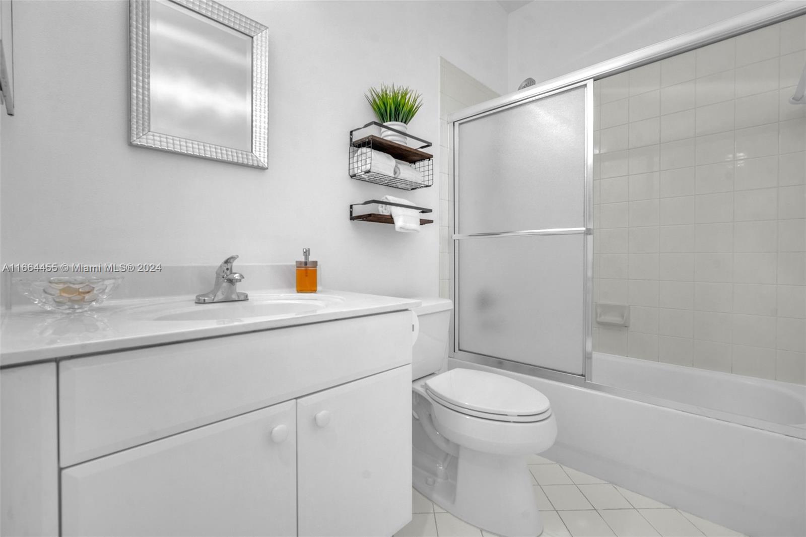1590 Passion Vine Cir # 1 Unit: 27-1