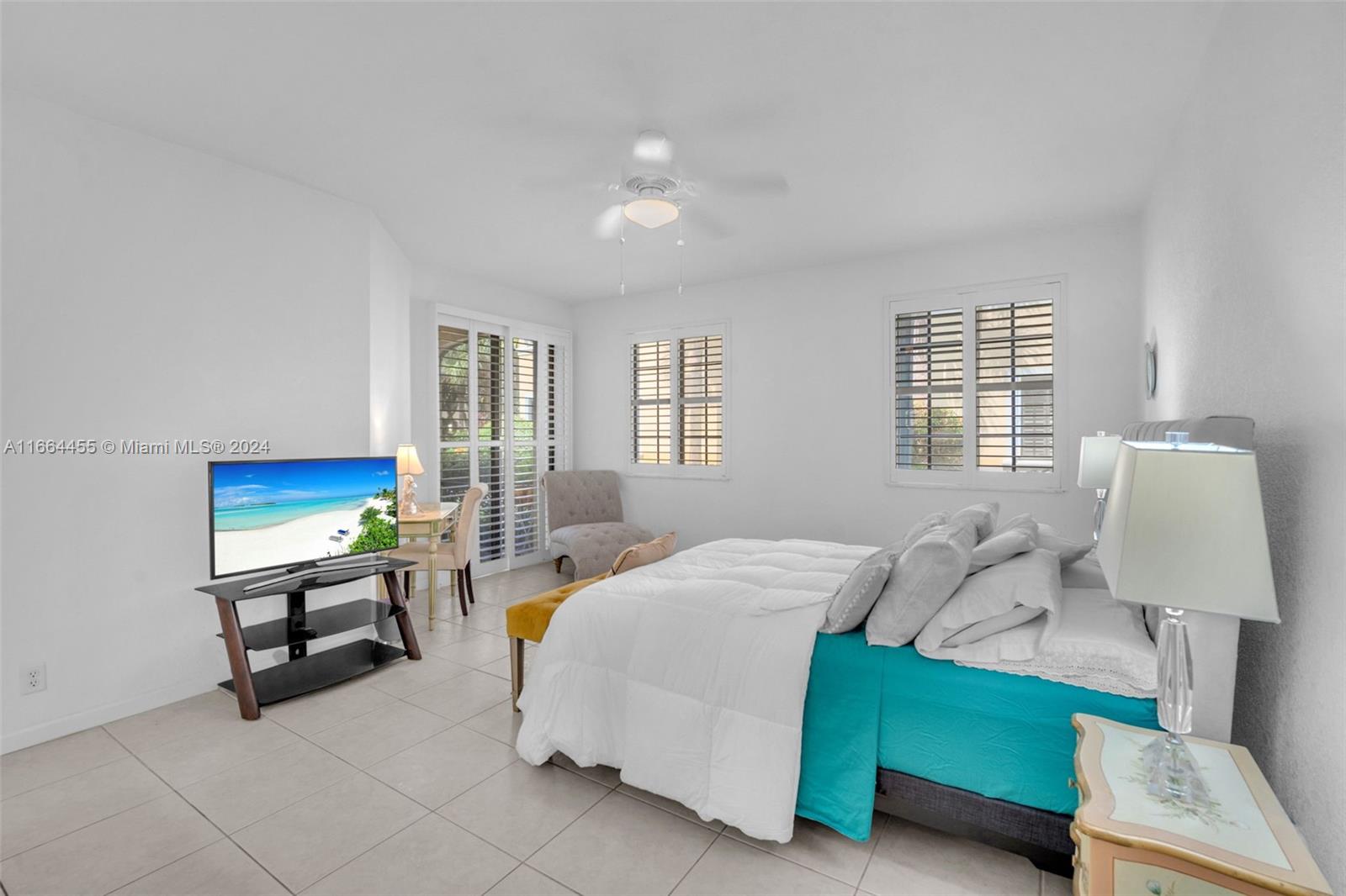 1590 Passion Vine Cir # 1 Unit: 27-1
