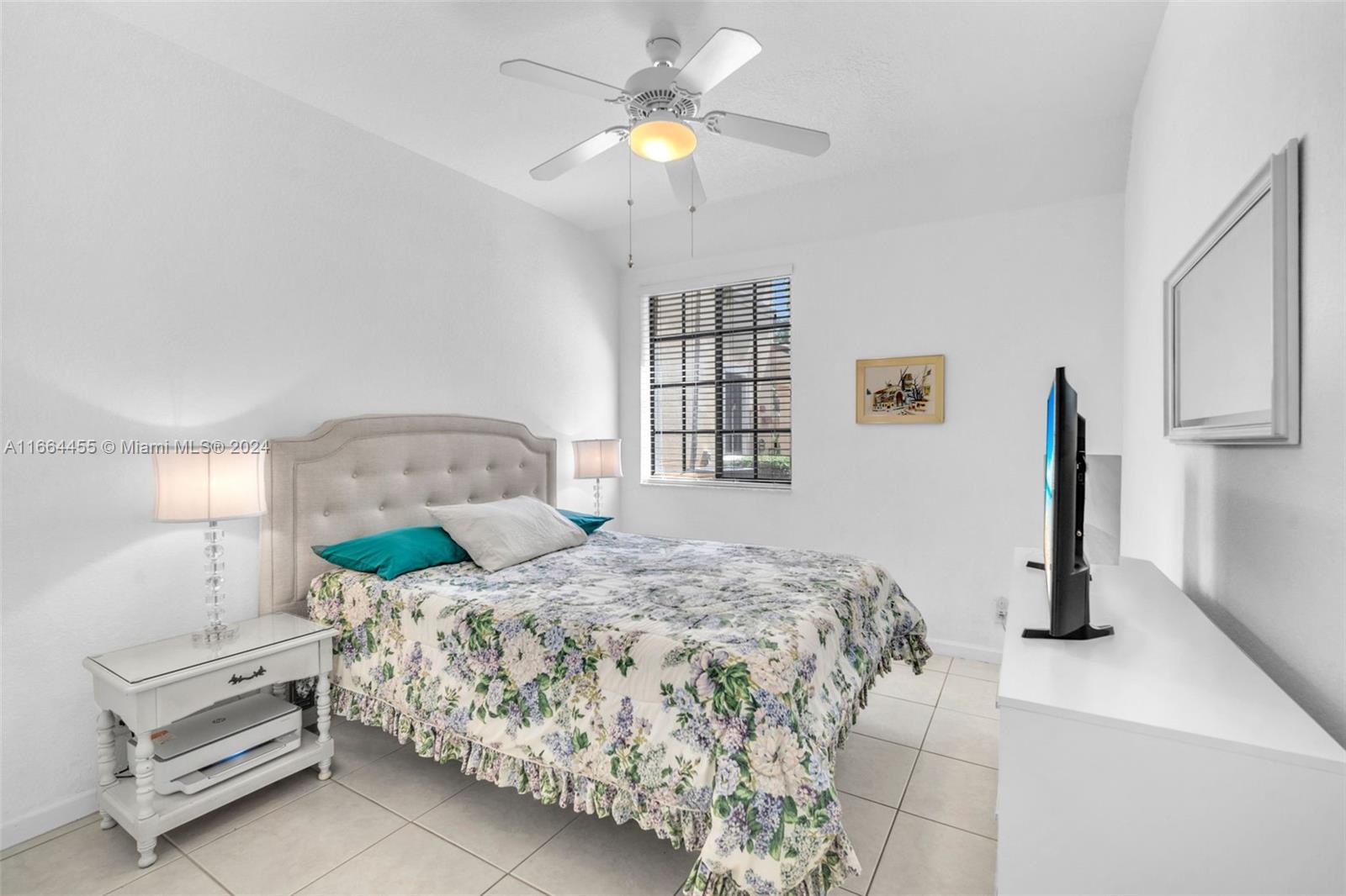 1590 Passion Vine Cir # 1 Unit: 27-1