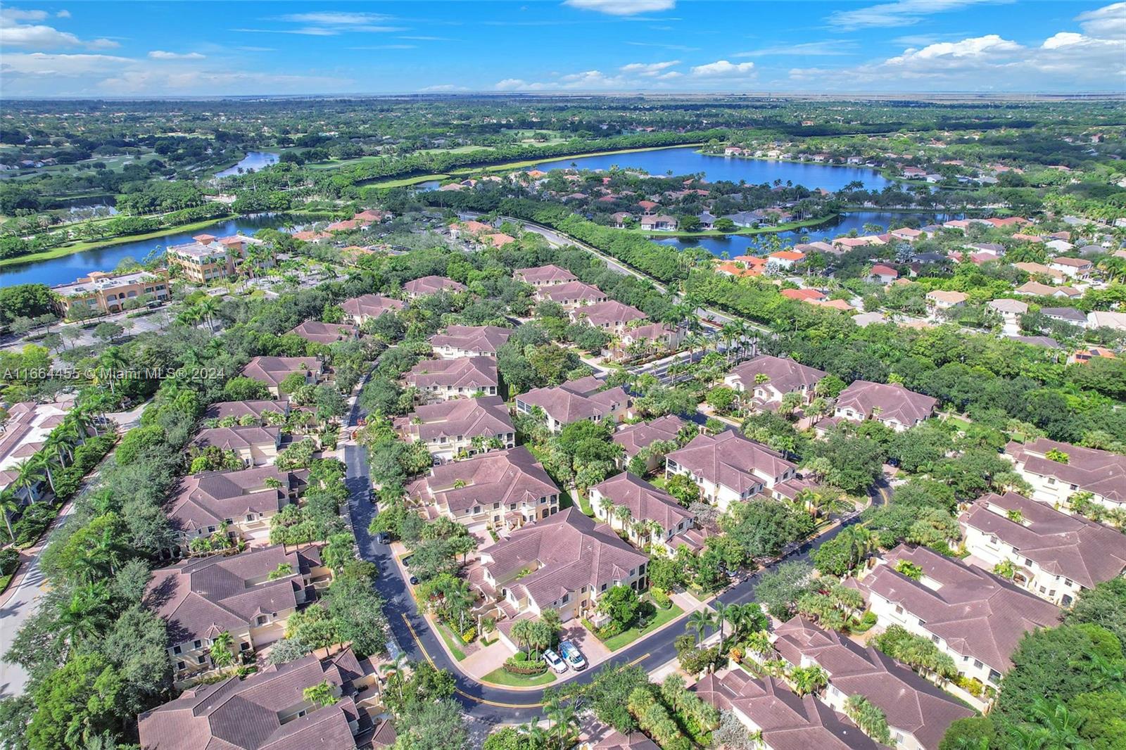 1590 Passion Vine Cir # 1 Unit: 27-1