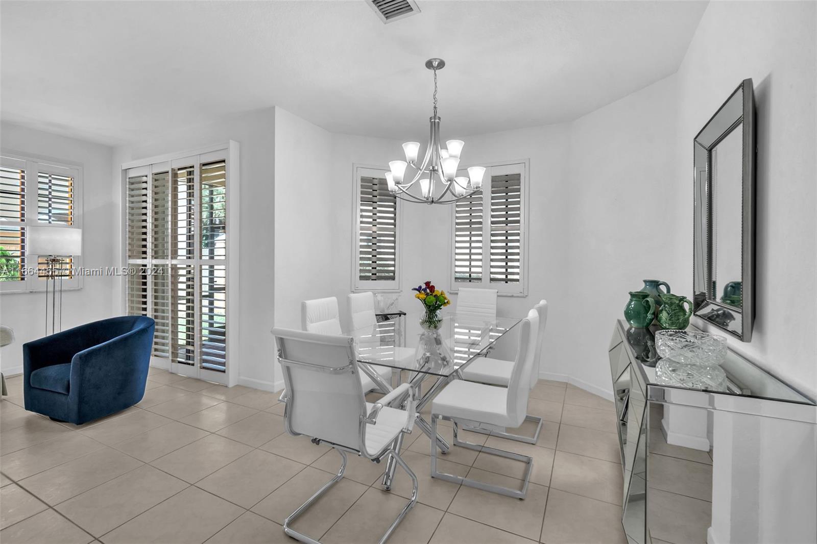 1590 Passion Vine Cir # 1 Unit: 27-1
