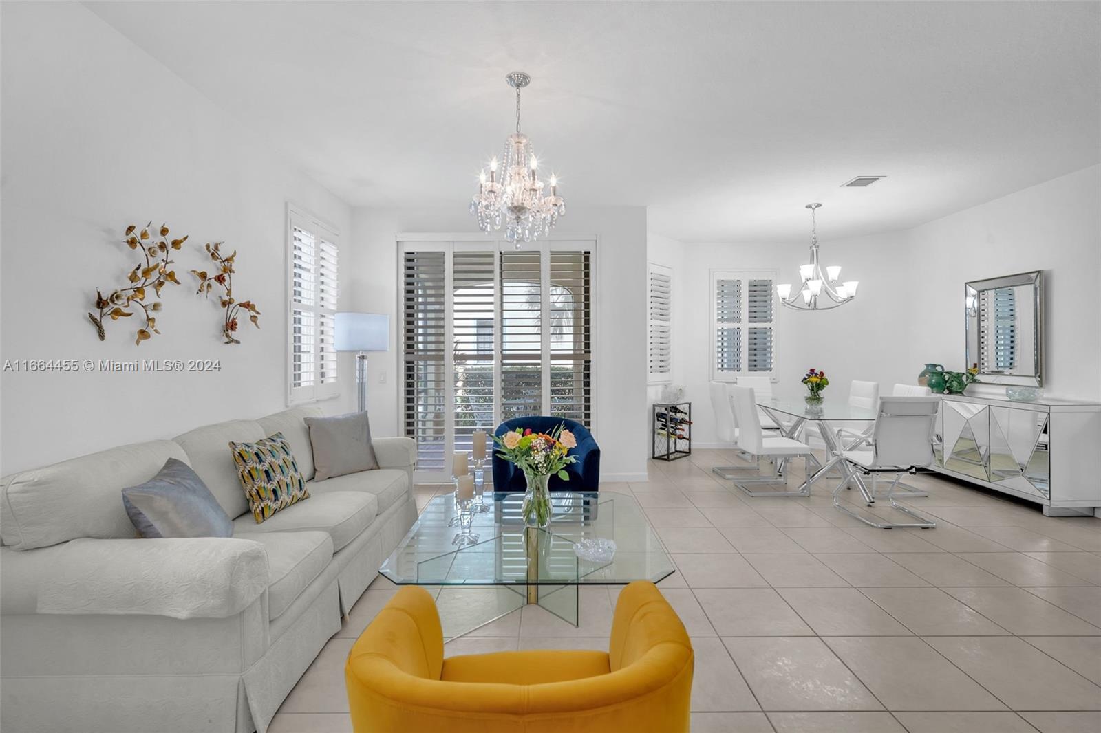 1590 Passion Vine Cir # 1 Unit: 27-1
