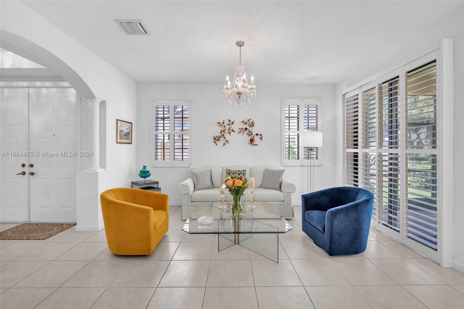 1590 Passion Vine Cir # 1 Unit: 27-1