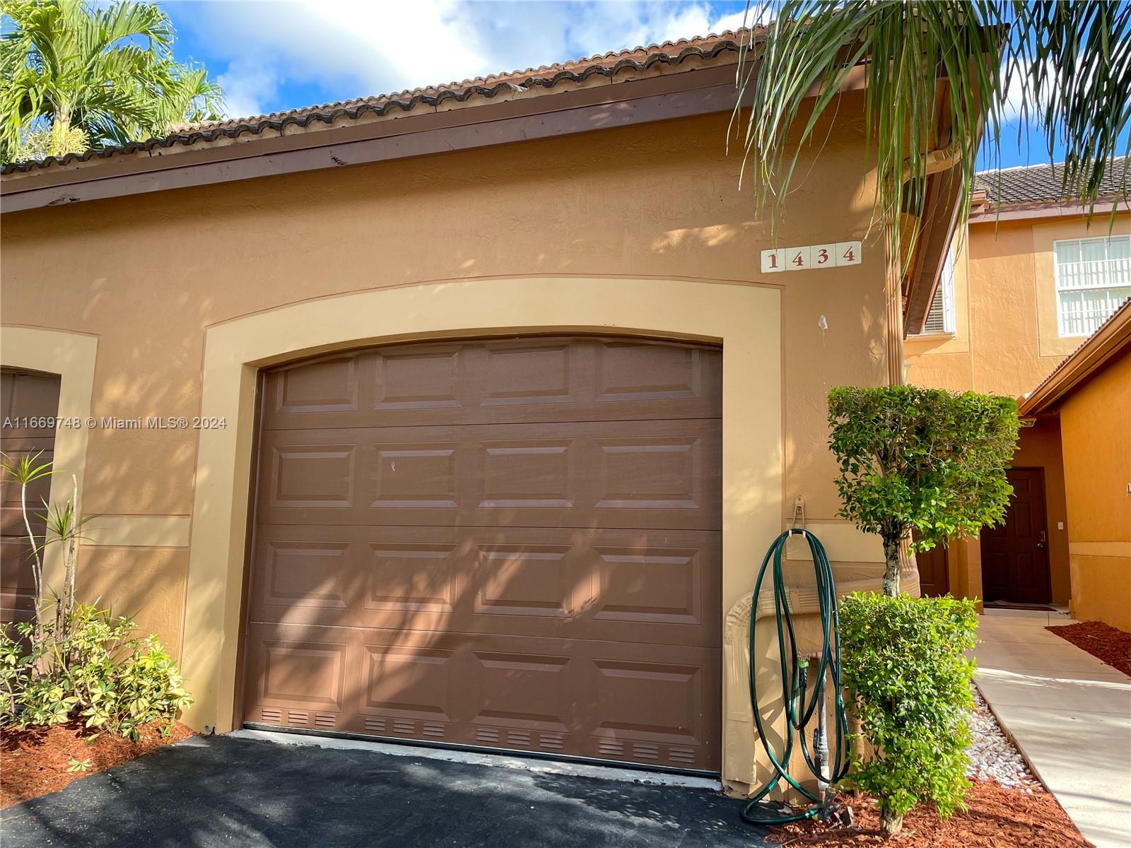 1434 Coronado Rd # 38 Unit: 2-38