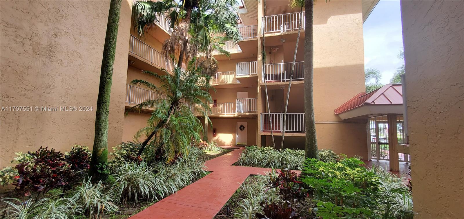 605 S Pine Island Rd # 101A