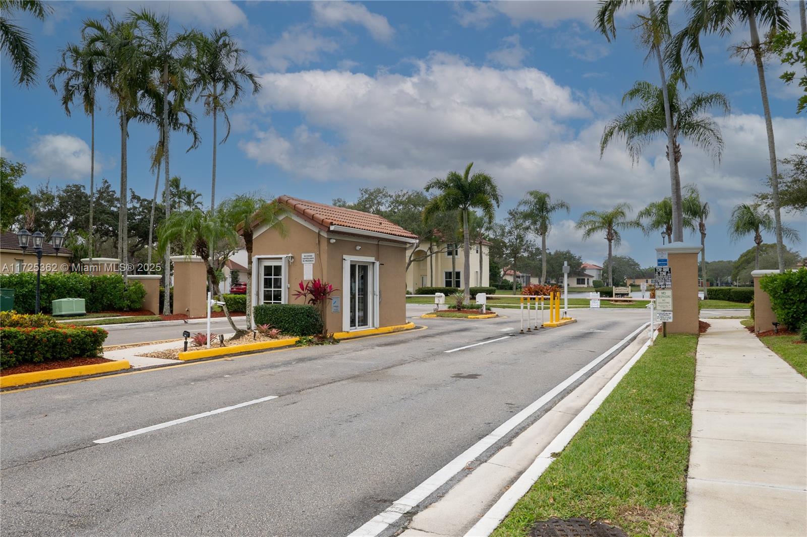 16057 Emerald Cove Rd