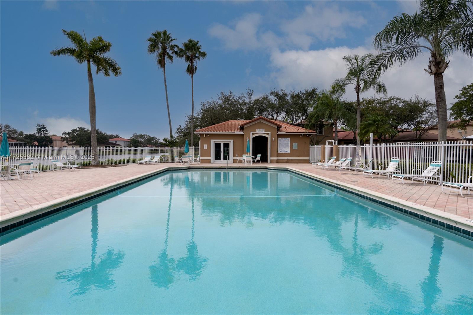 16057 Emerald Cove Rd