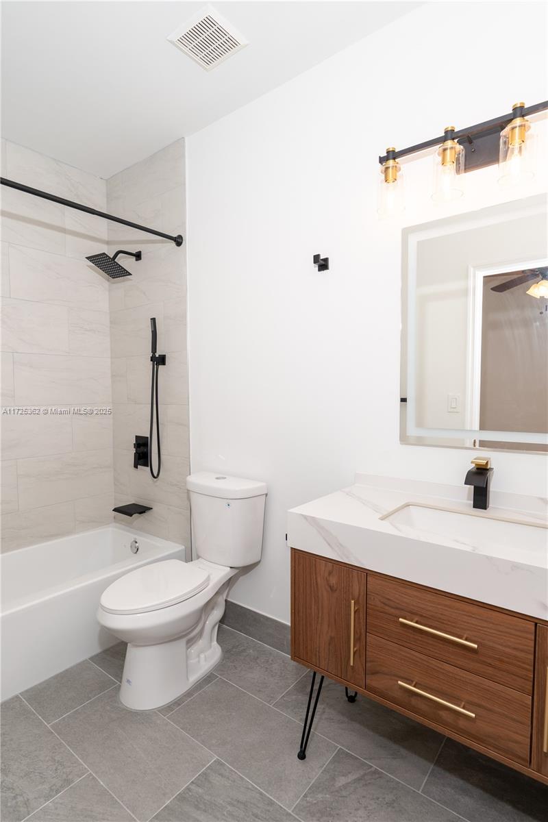 16057 Emerald Cove Rd
