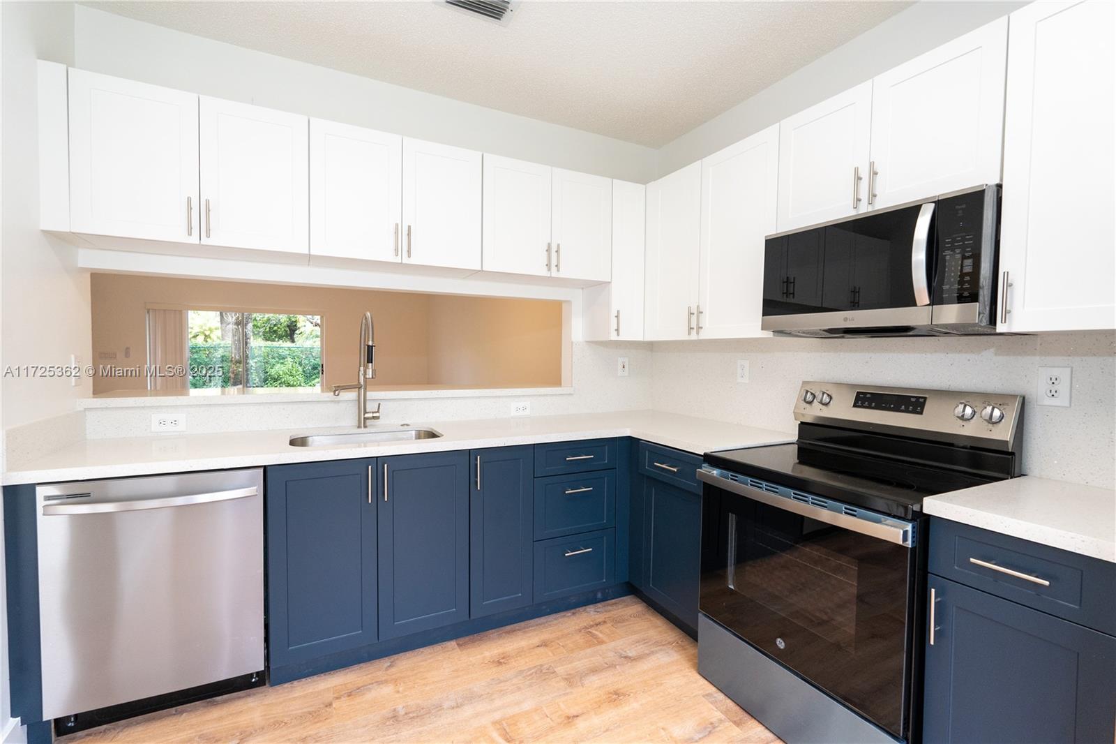 16057 Emerald Cove Rd