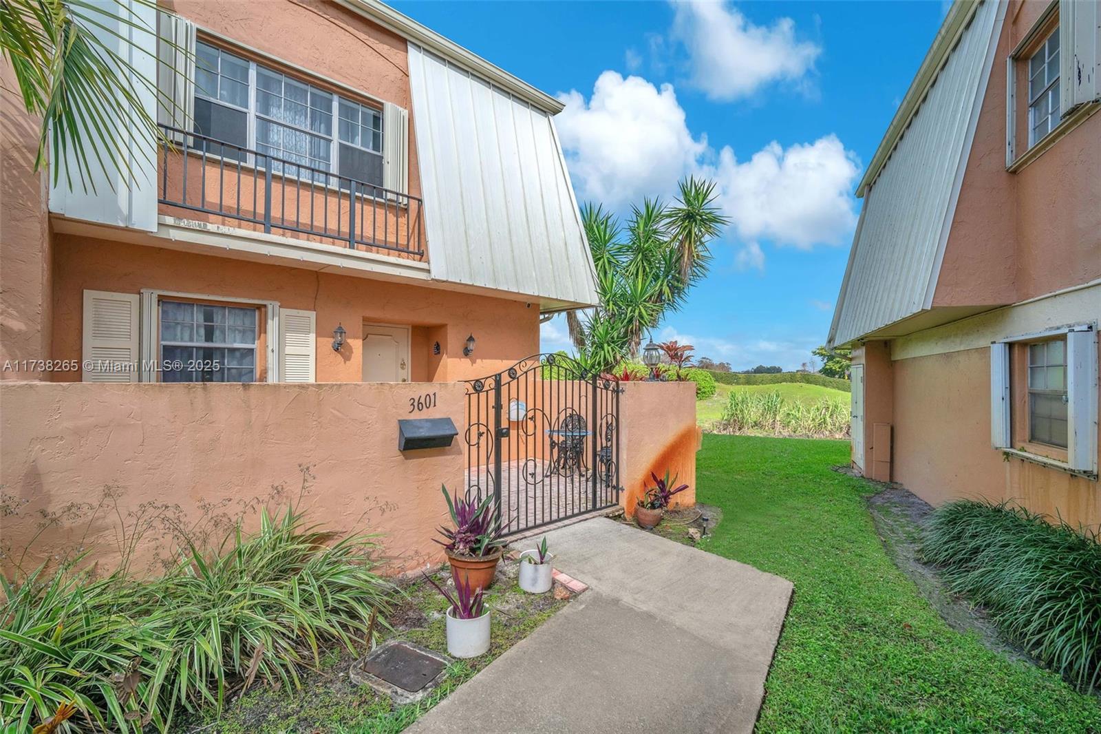 3601 Citrus Trce # 5