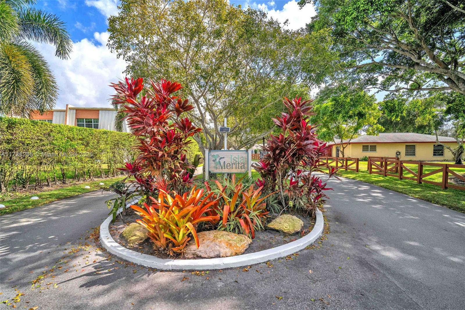 3601 Citrus Trce # 5