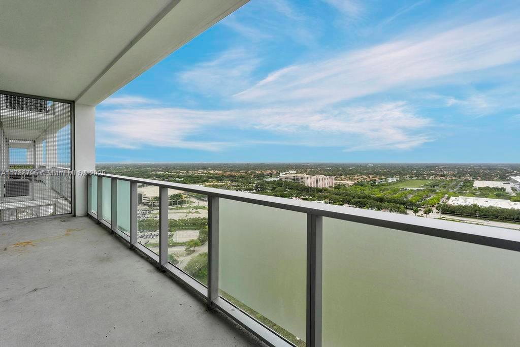 2000 Metropica Way # 2307