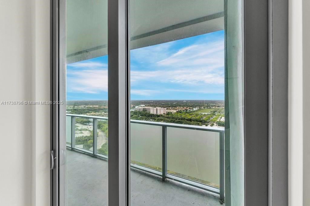 2000 Metropica Way # 2307