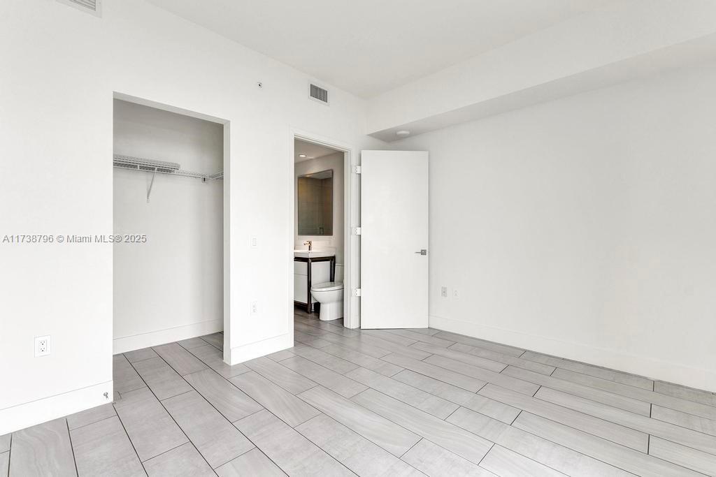 2000 Metropica Way # 2307