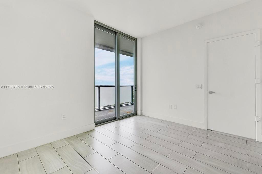 2000 Metropica Way # 2307