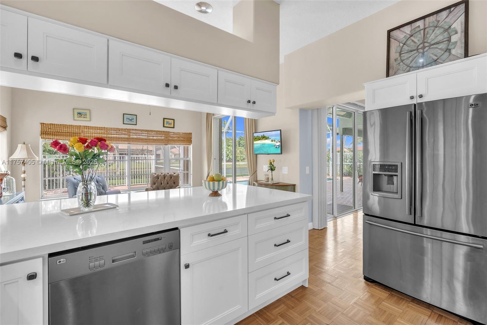 1095 Longview