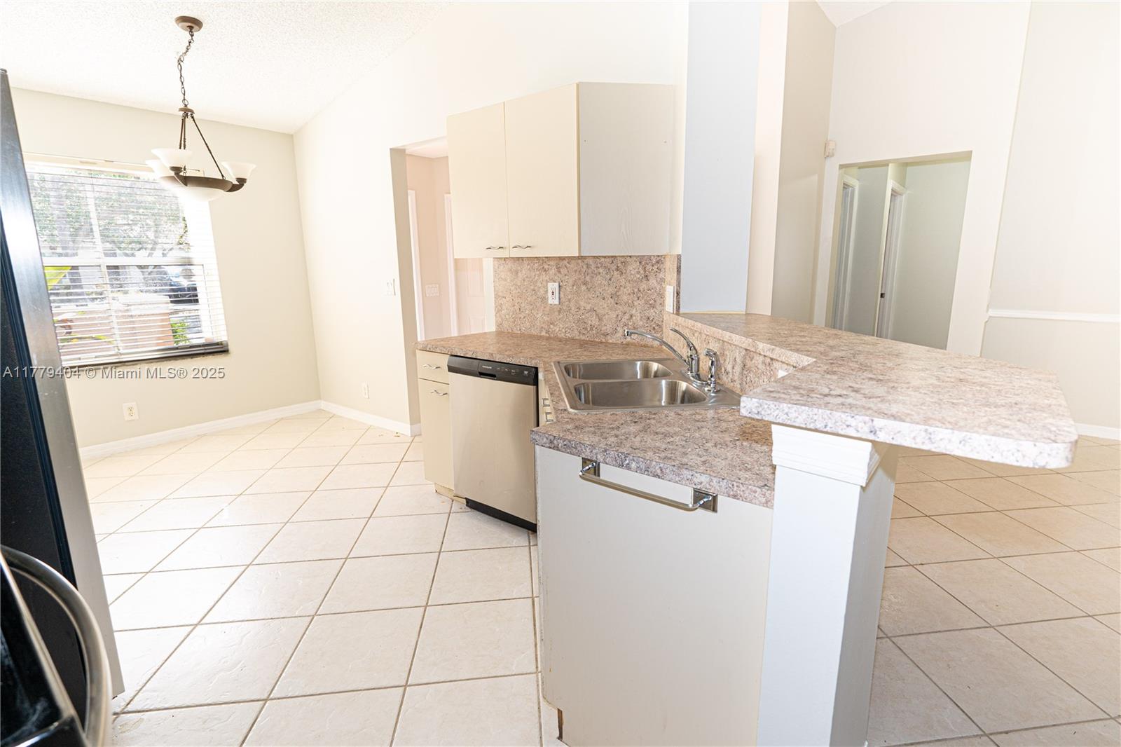 1617 Zenith Way
