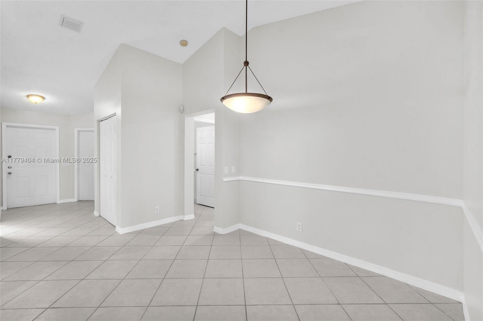 1617 Zenith Way
