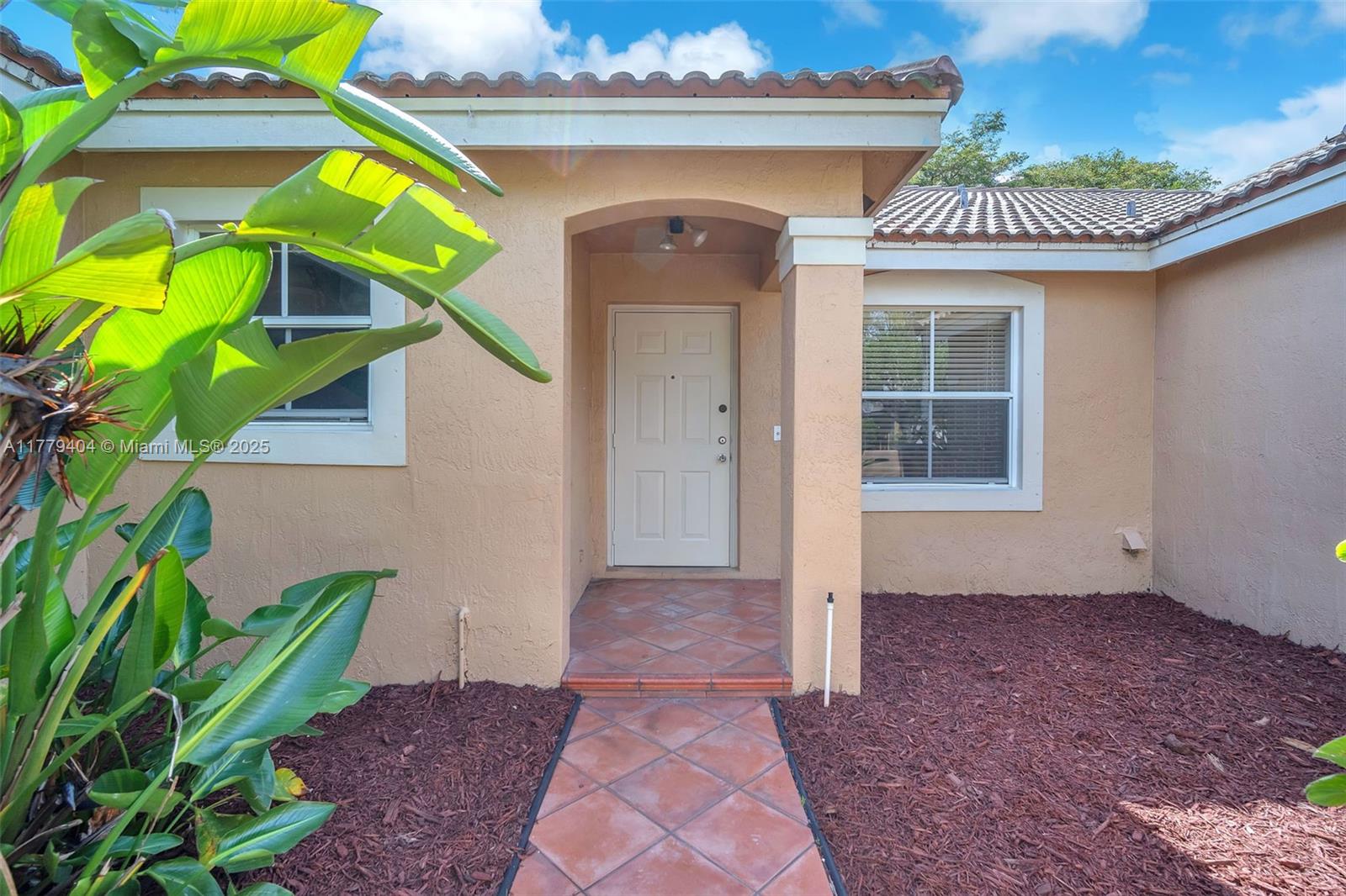 1617 Zenith Way