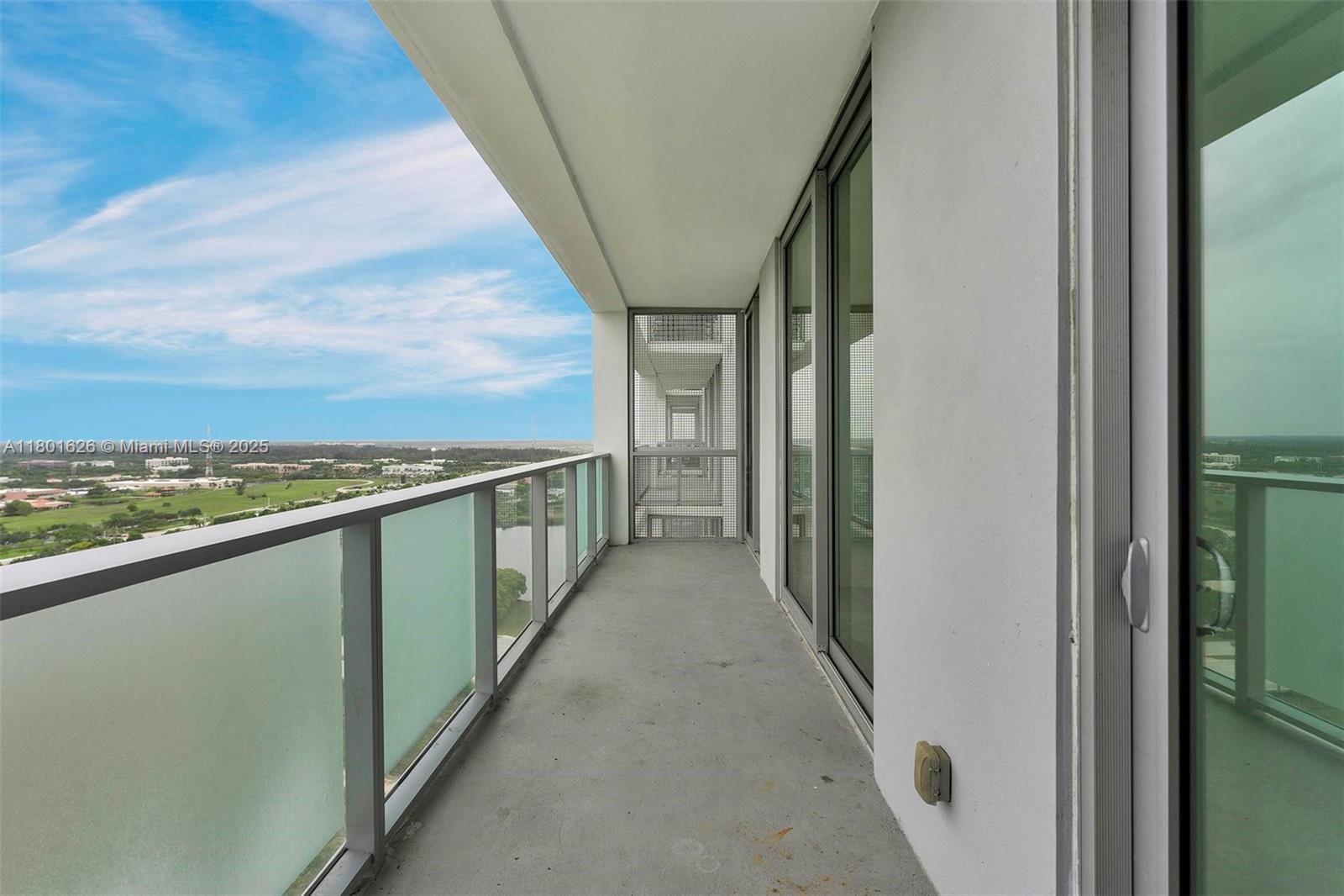 2000 Metropica Way # 2307