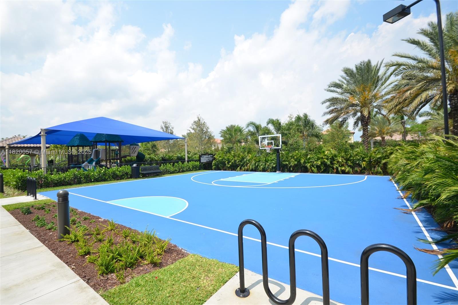 16927 Bridge Crossing Cir # 0