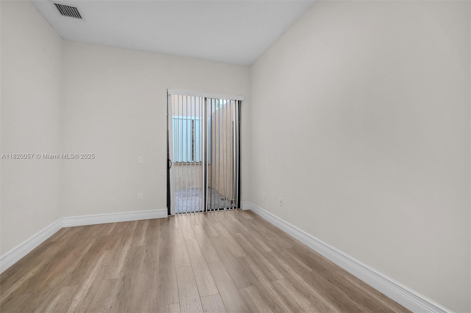 16927 Bridge Crossing Cir # 0