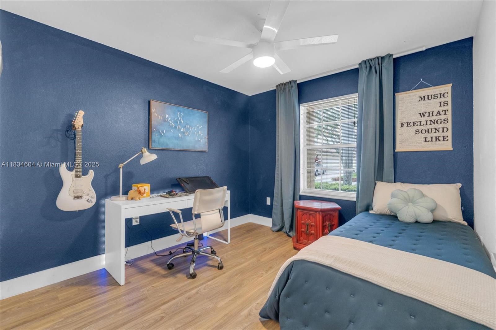 16410 Sapphire Bnd