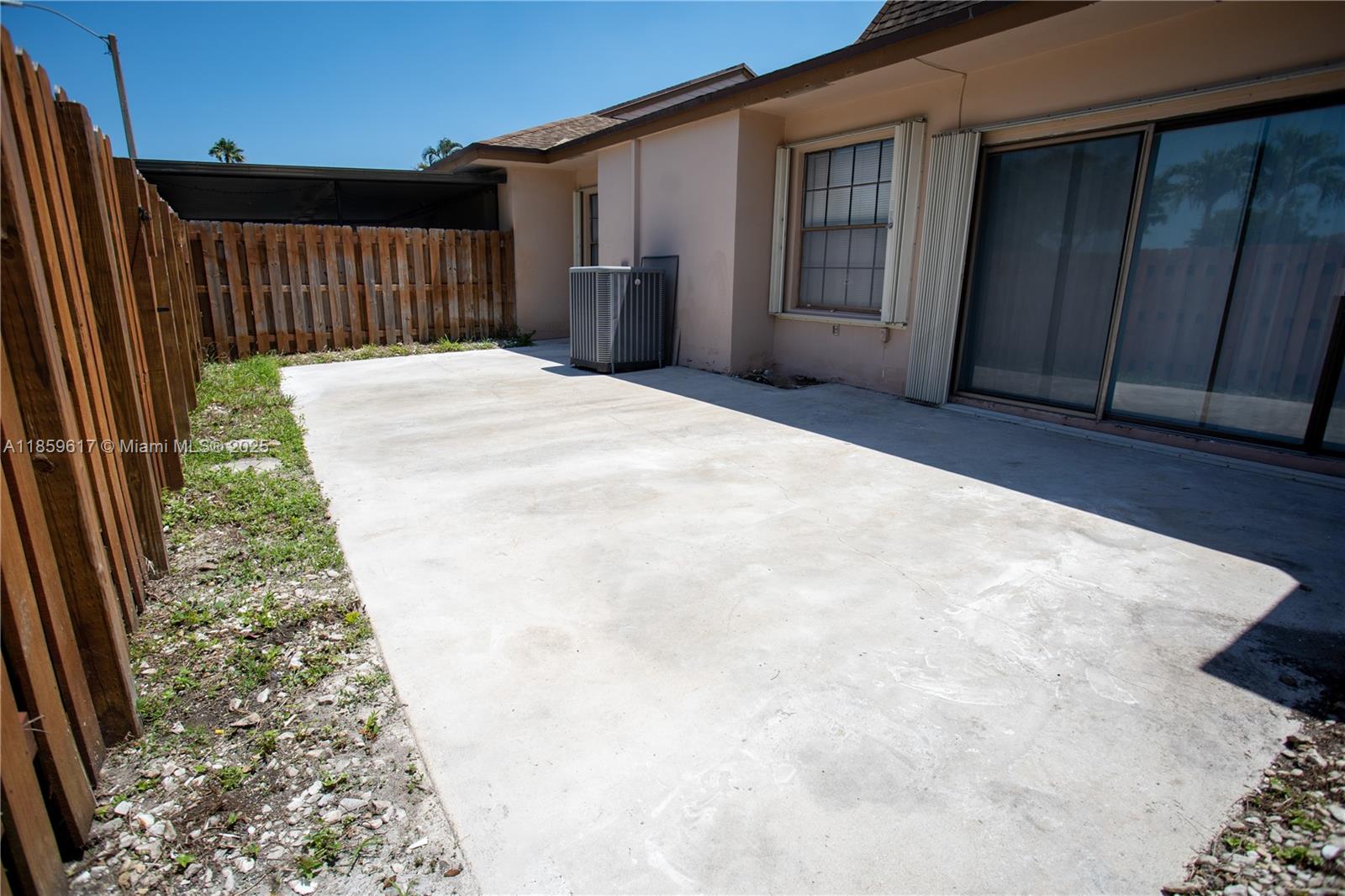 2615 SW 74th Ter