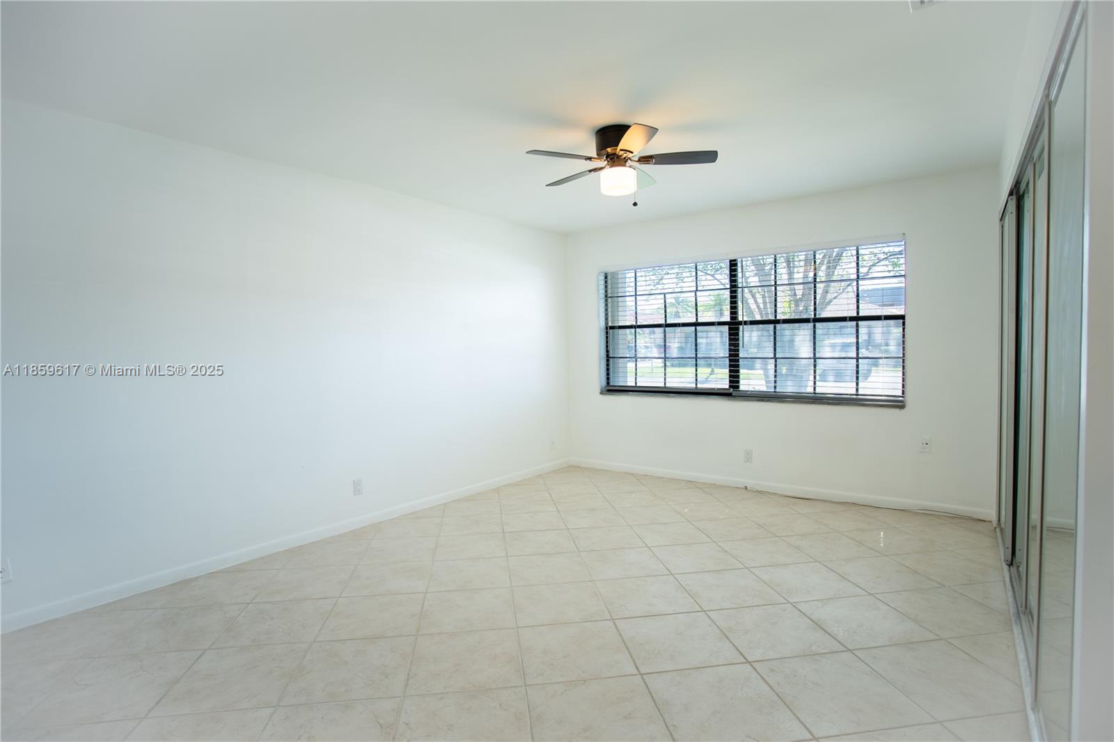 2615 SW 74th Ter