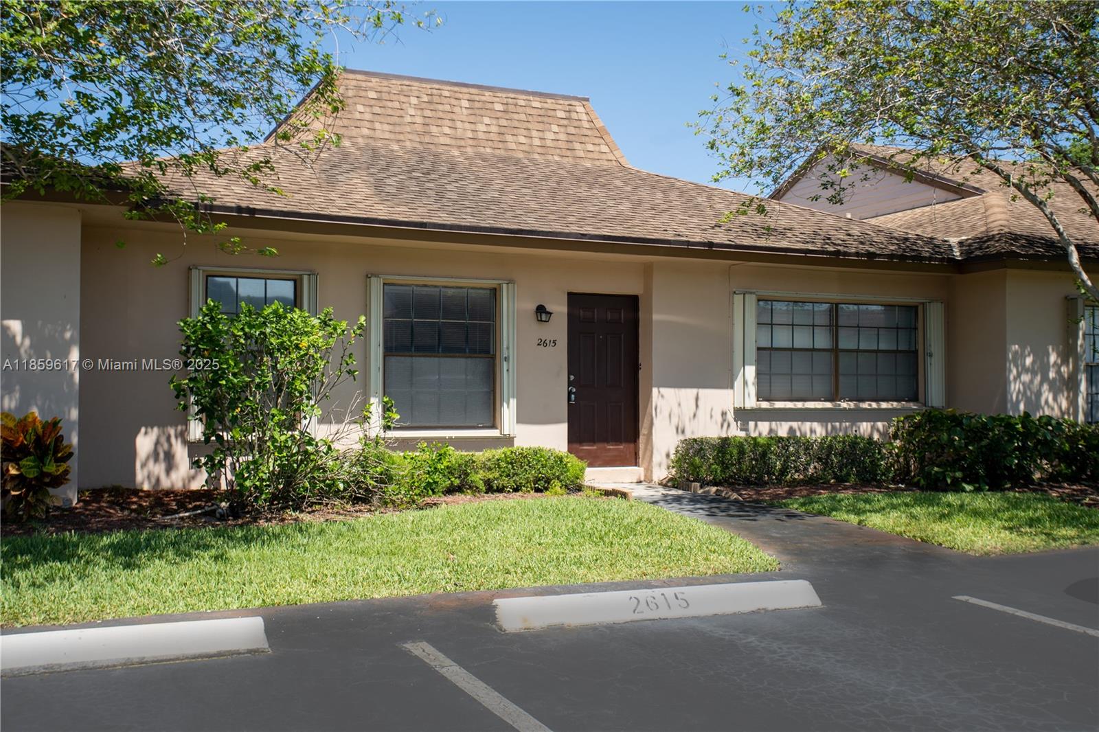 2615 SW 74th Ter