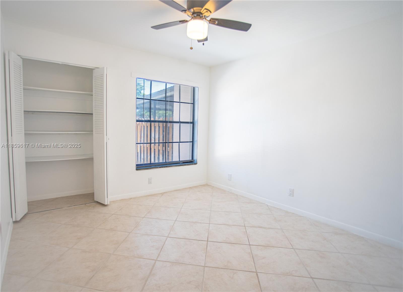 2615 SW 74th Ter