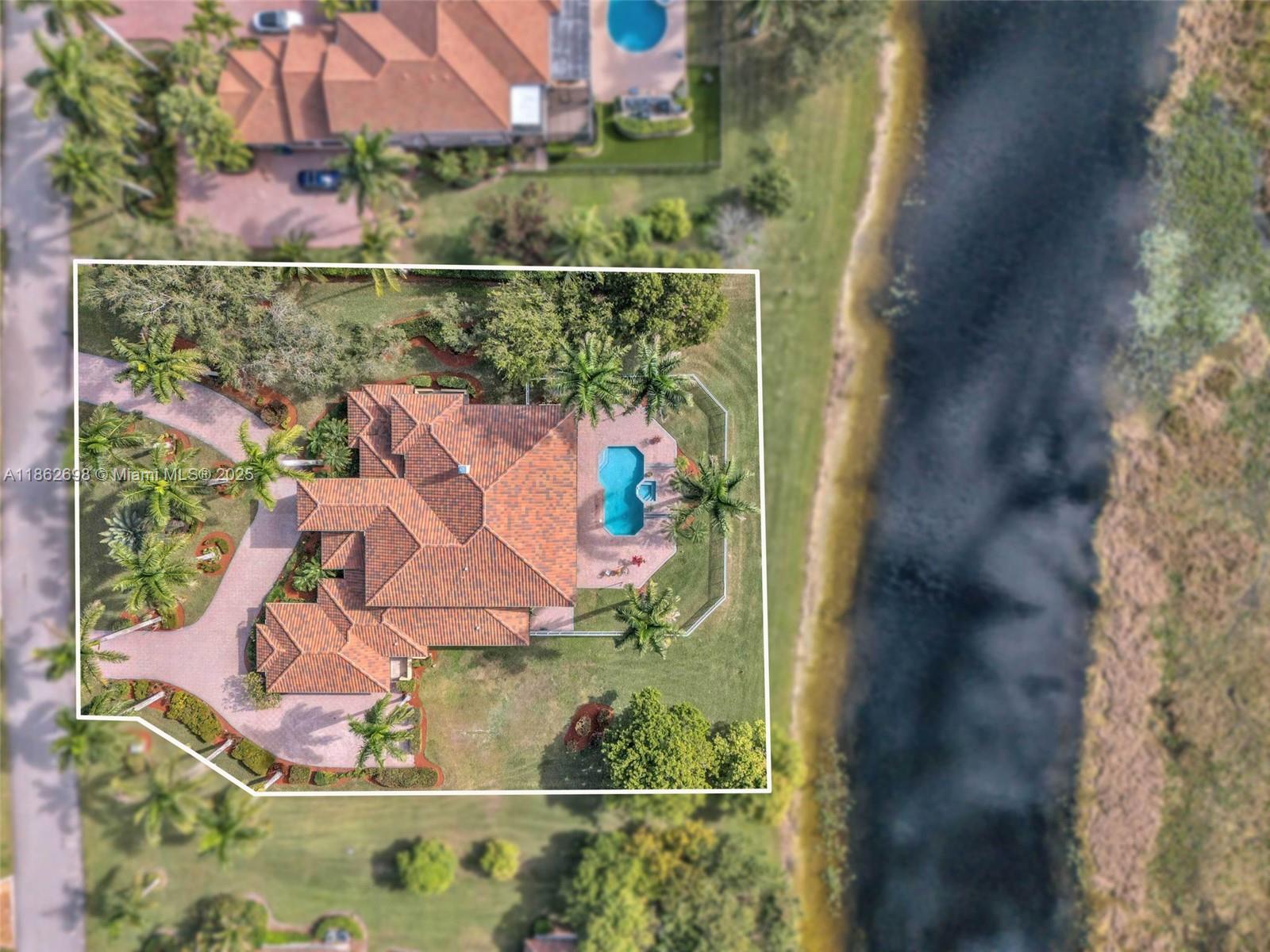 3855 Windmill Lake Rd