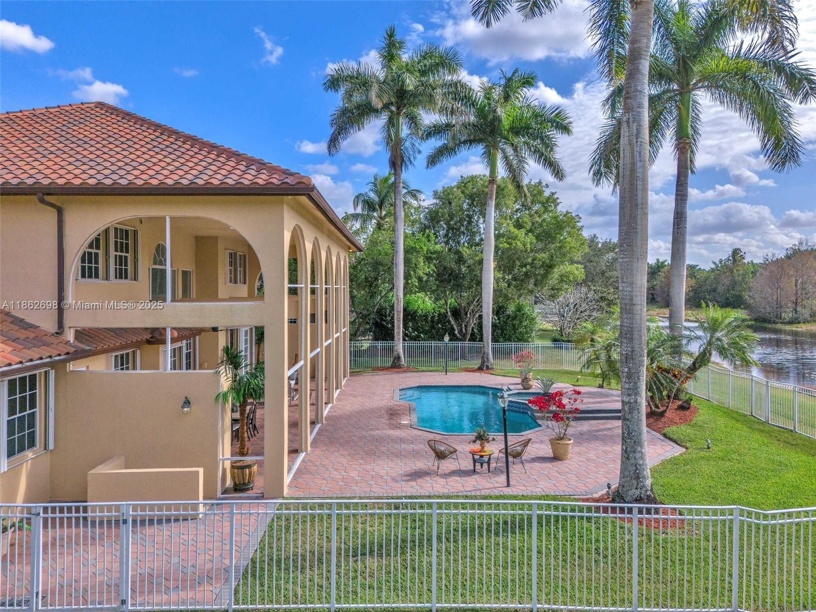 3855 Windmill Lake Rd