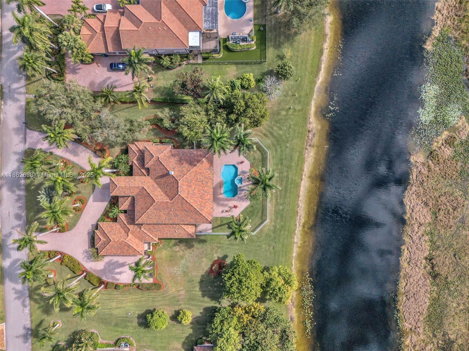 3855 Windmill Lake Rd
