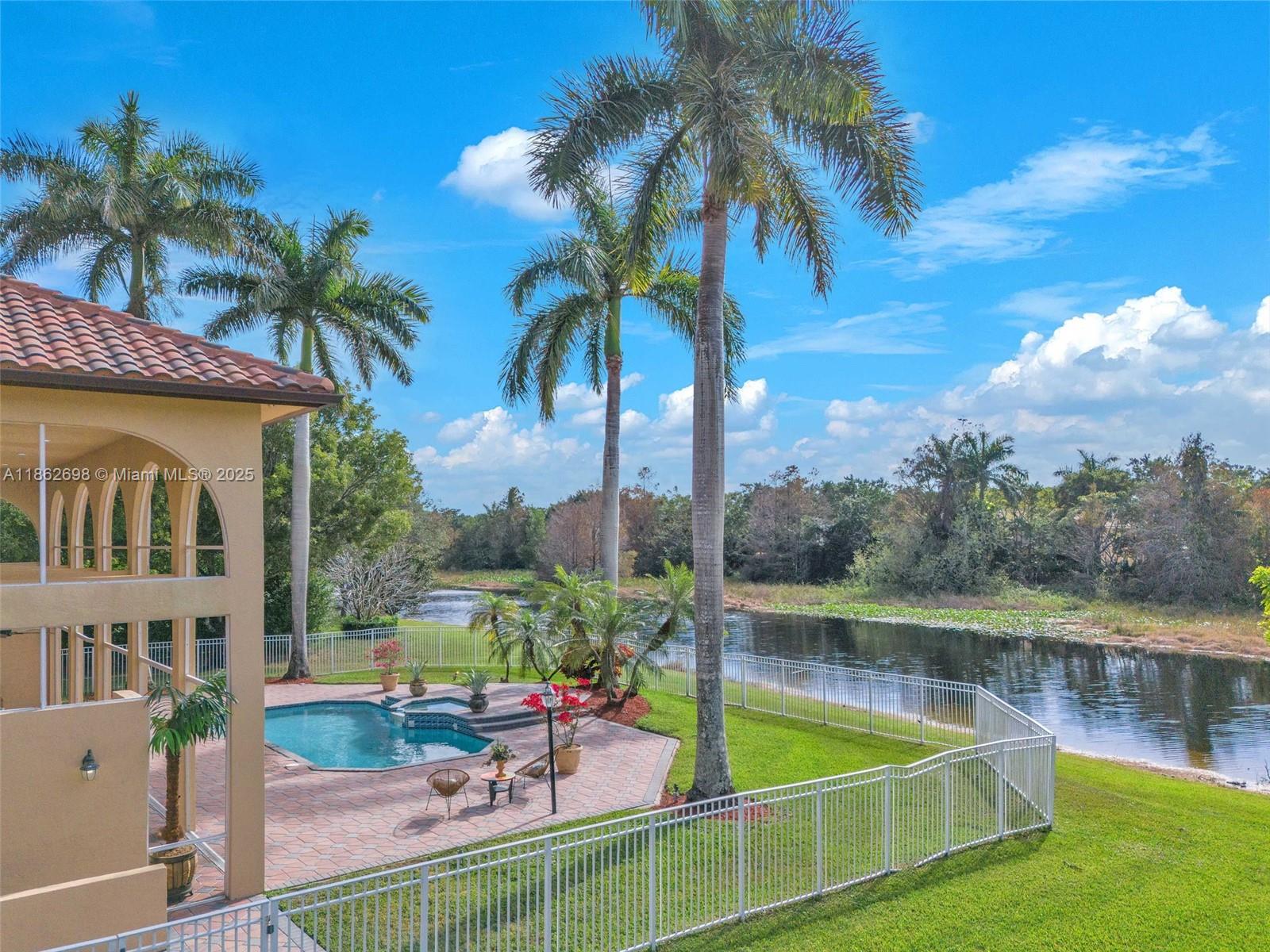 3855 Windmill Lake Rd