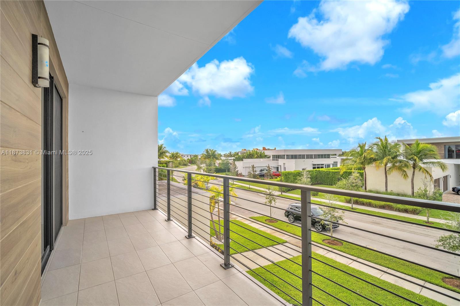 16572 S Botaniko Dr S