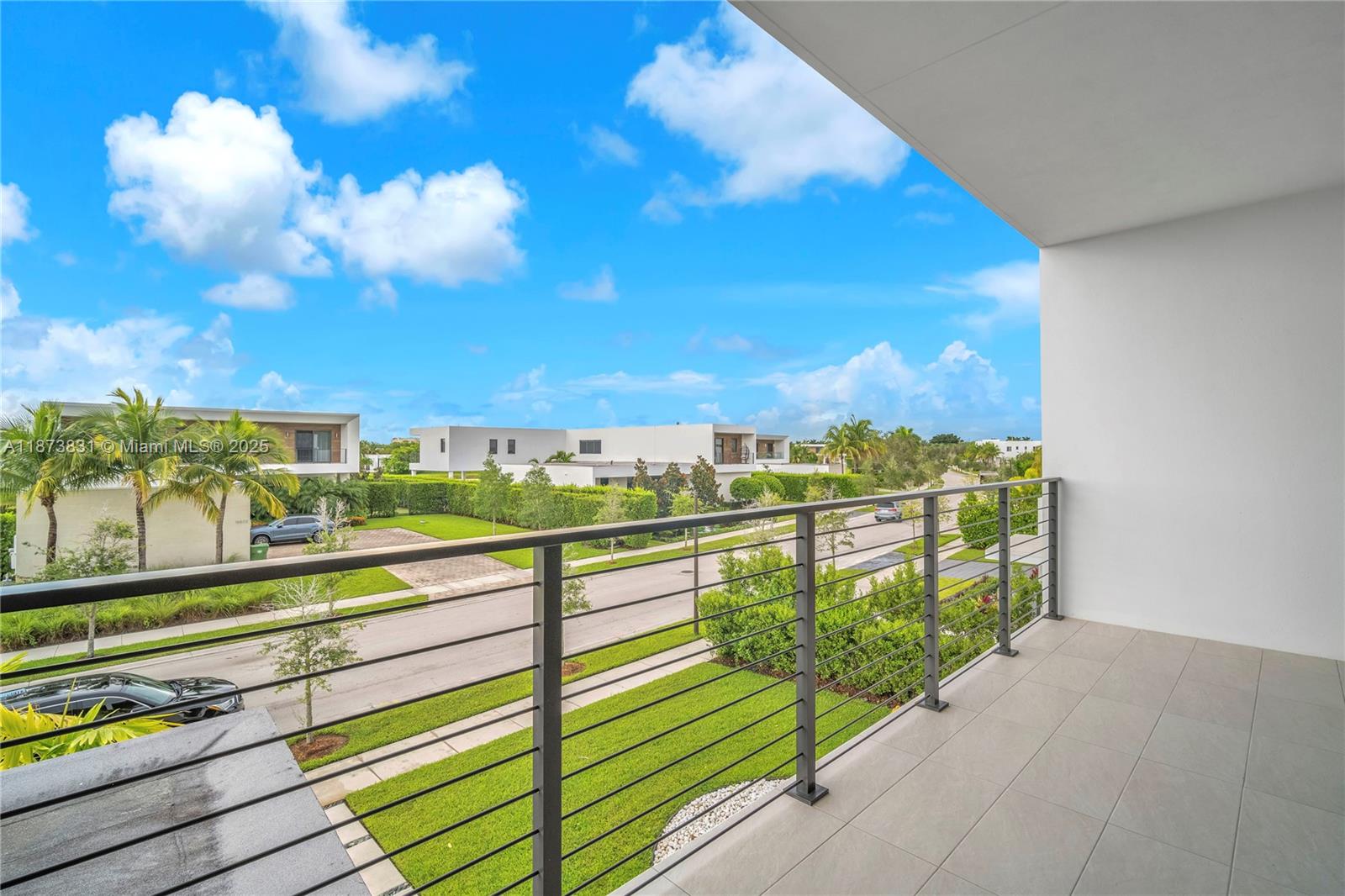 16572 S Botaniko Dr S
