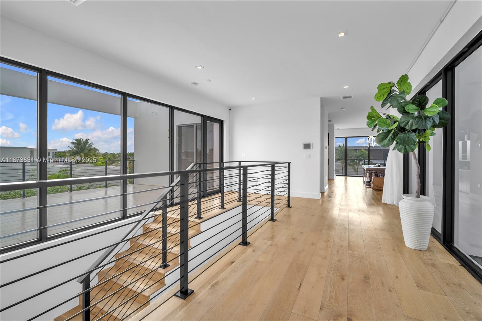 16572 S Botaniko Dr S