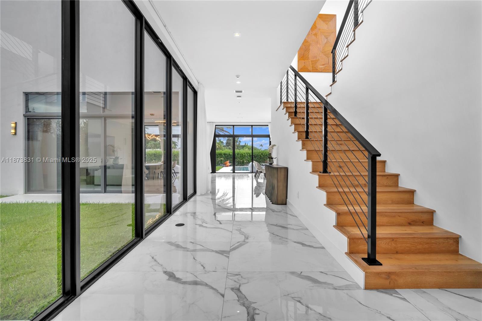 16572 S Botaniko Dr S