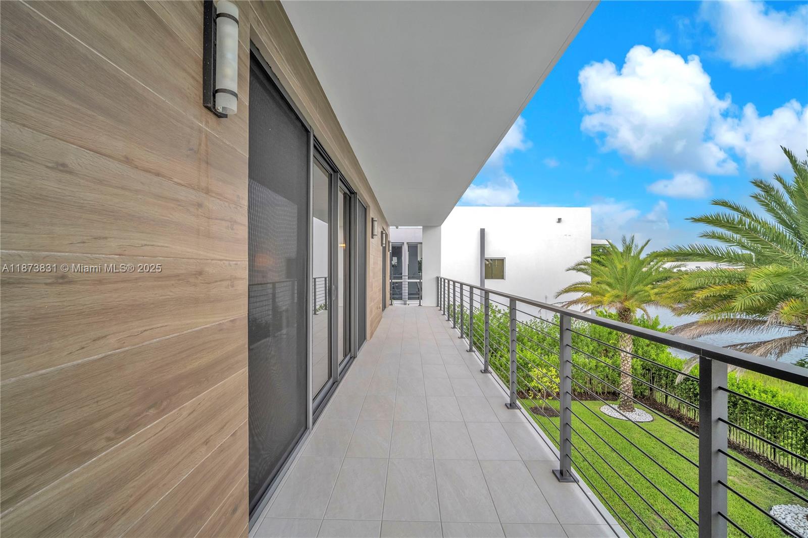 16572 S Botaniko Dr S