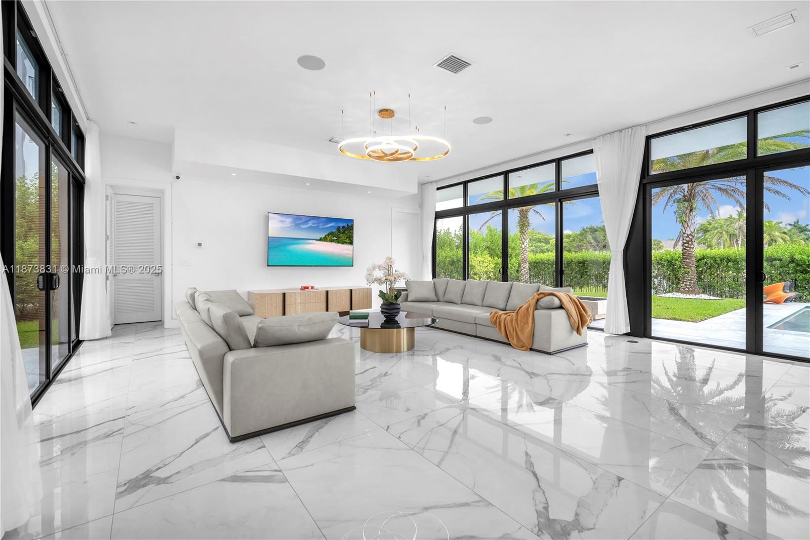 16572 S Botaniko Dr S