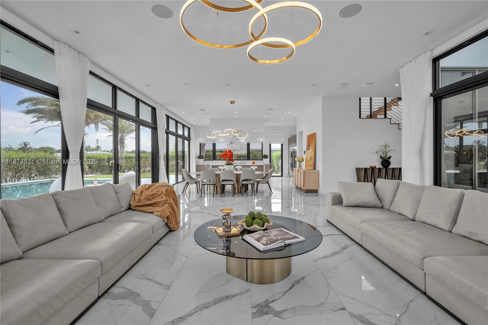 16572 S Botaniko Dr S