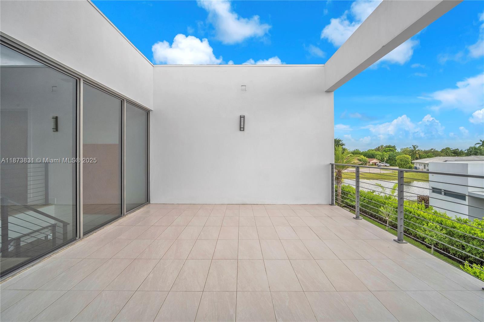 16572 S Botaniko Dr S