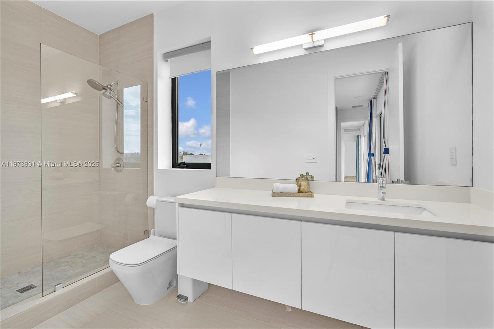 16572 S Botaniko Dr S