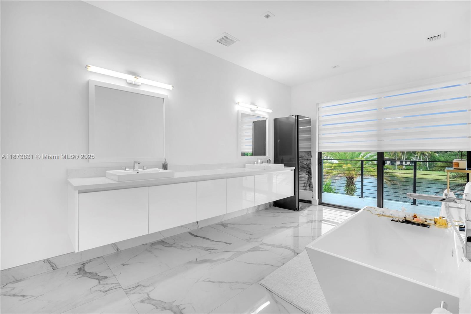 16572 S Botaniko Dr S