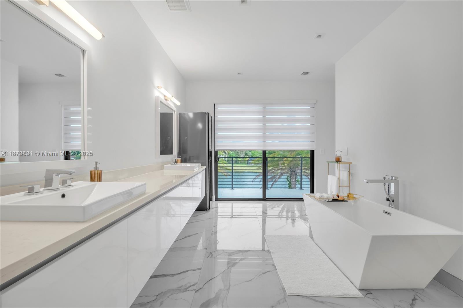16572 S Botaniko Dr S